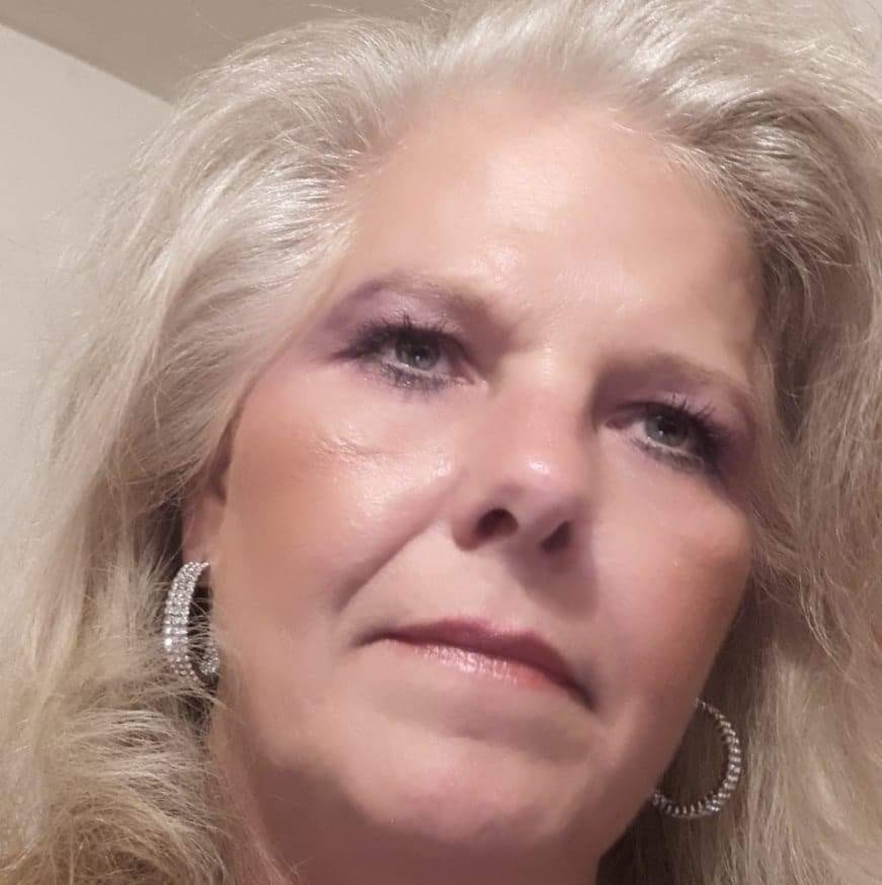 Meet your Posher, Paula